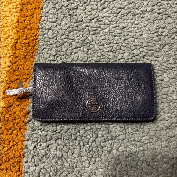 tory burch jewelry wallet - Picture 1 of 6